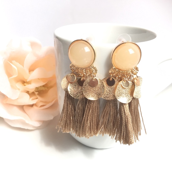 Boho Resin Tassel Drop Earrings - Picture 1 of 3
